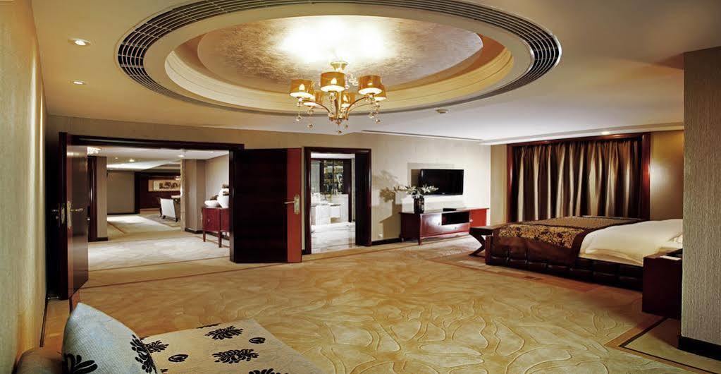 Empark Grand Hotel Chongqing Esterno foto