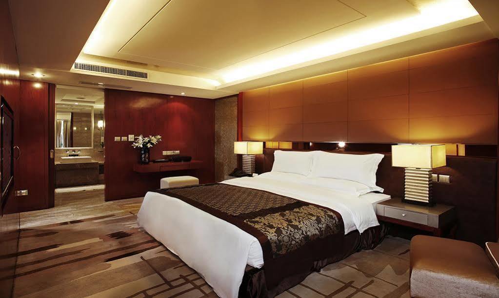 Empark Grand Hotel Chongqing Esterno foto